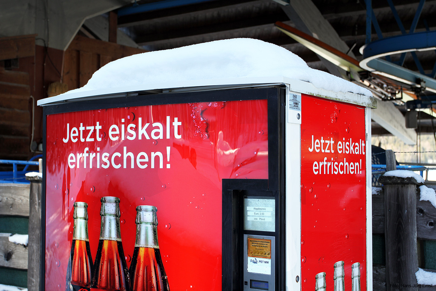 KÜHLUNG NICHT NOTWENDIG Der Getränkeautomat hat im Winter Pause.